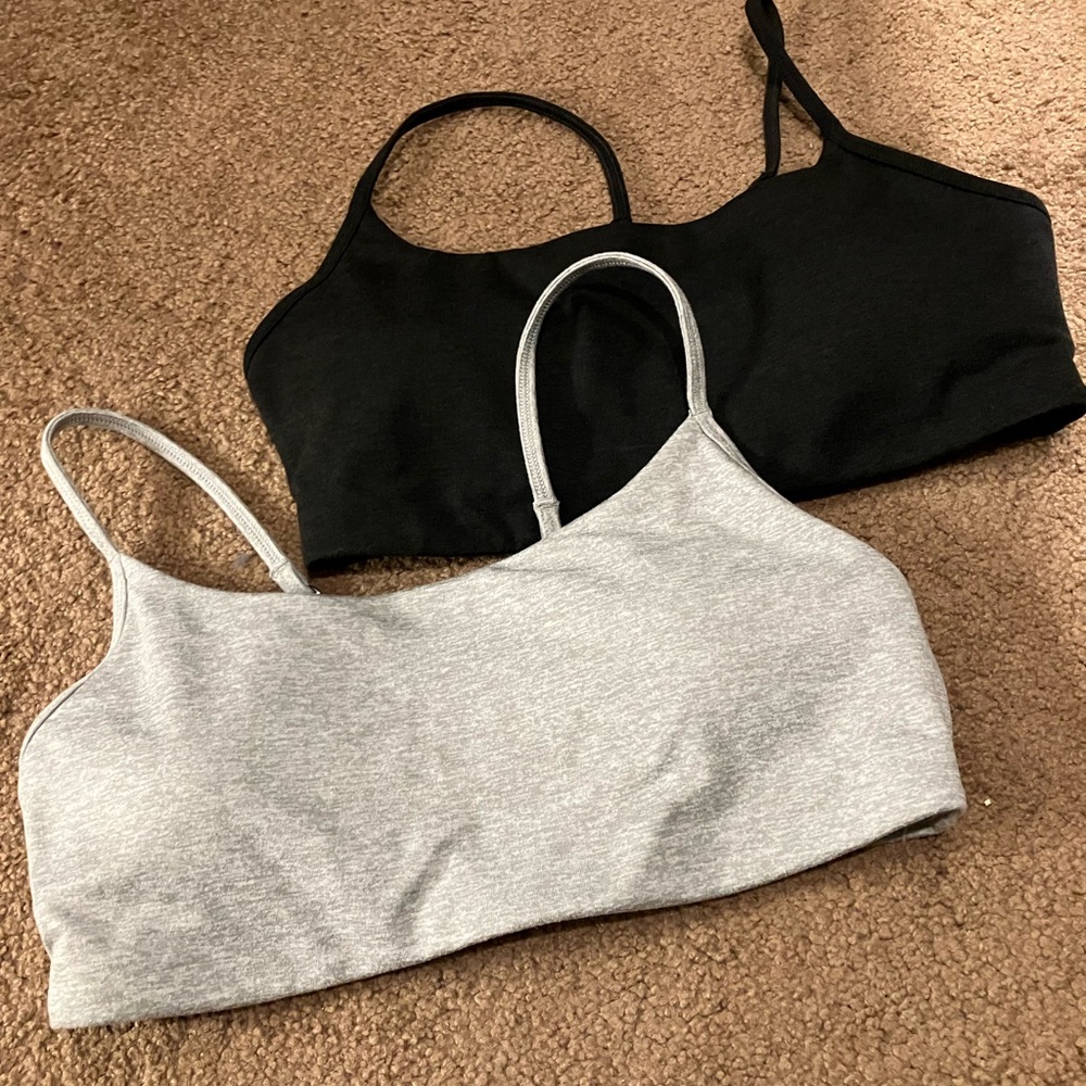 Vuori like new Black and Gray bras